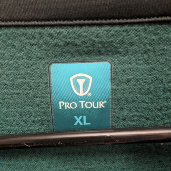Pro Golf Pullover - Picture 2 of 3